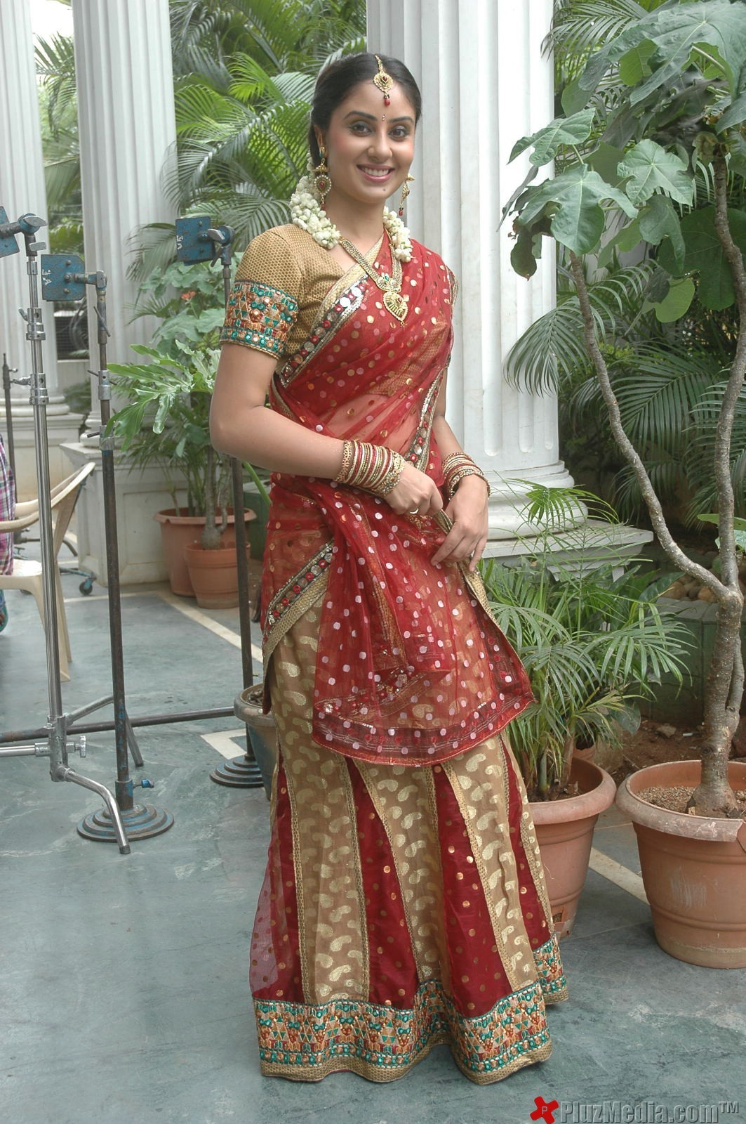 Bhanushree Mehra in Saree Photo Gallery | Picture 90788